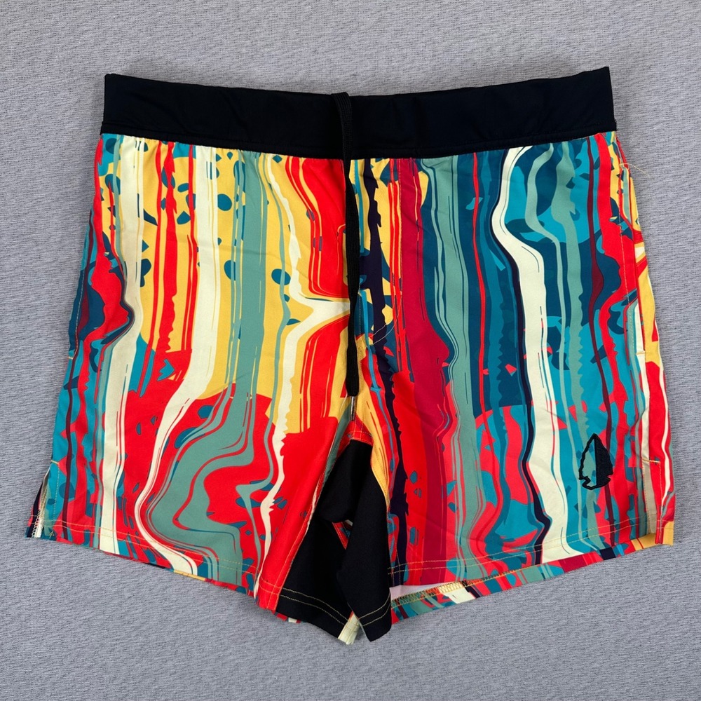 Tachuntfish Shorts Mens Medium 6" Abstract Multicolor Vibrant Athletic Unlined